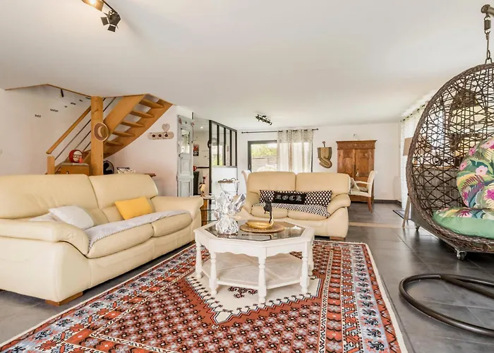 Charmante Grange Renovee Avec Piscine Et Wifi - Fr-1-306-822 Ferienhaus *